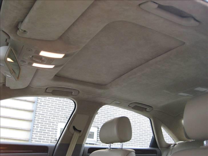 Audi A8 4.2 Quattro billede 10