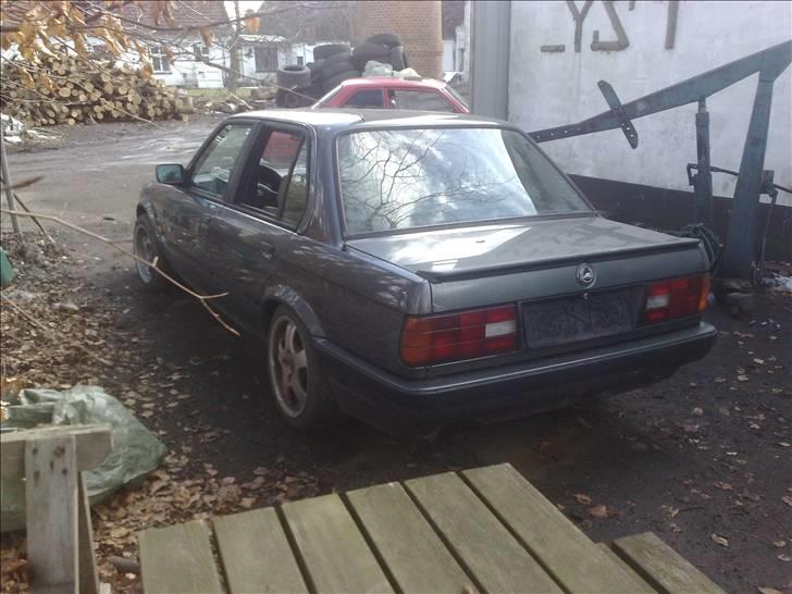 BMW E30 3,5i Sleeper billede 11