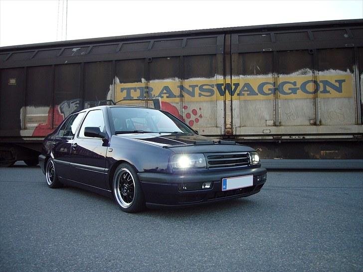 VW       Vento GL SOLGT billede 1