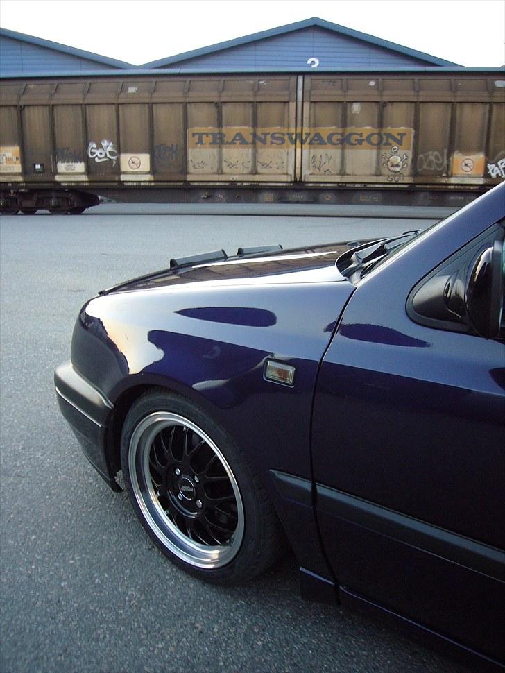 VW       Vento GL SOLGT billede 3