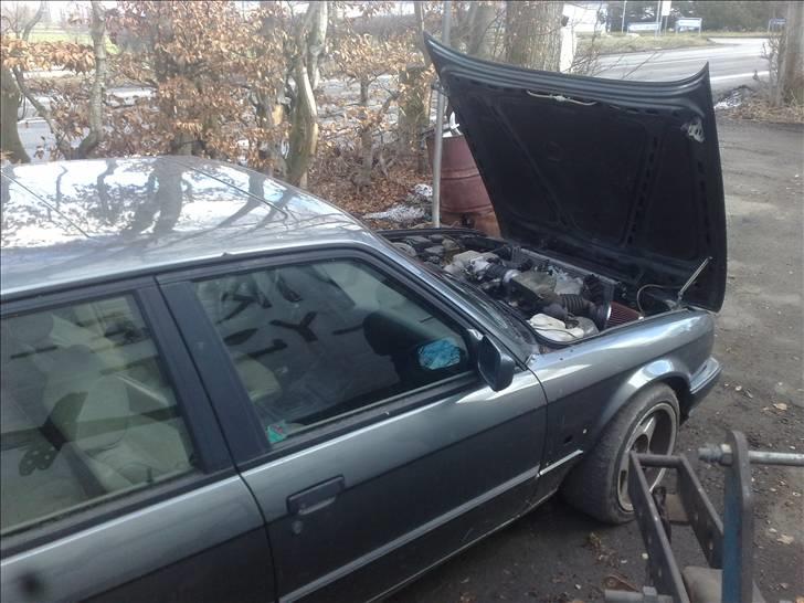 BMW E30 3,5i Sleeper billede 12