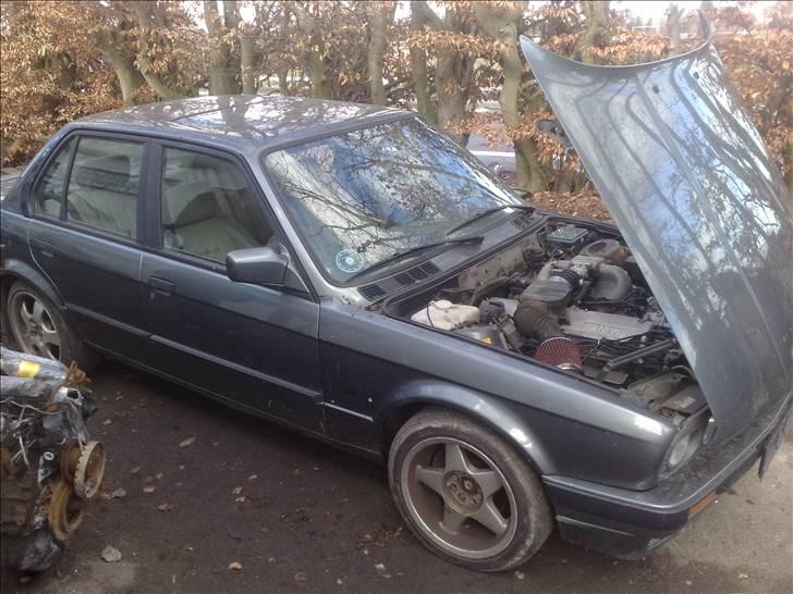 BMW E30 3,5i Sleeper billede 13