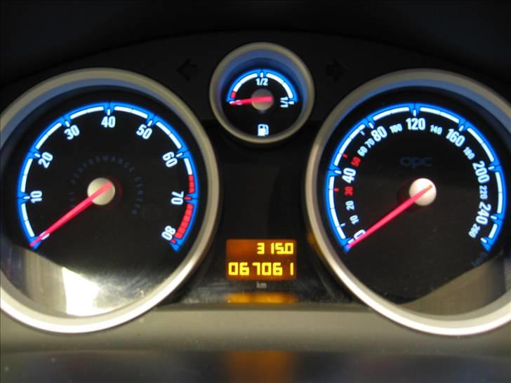 Opel Astra GTC OPC billede 9