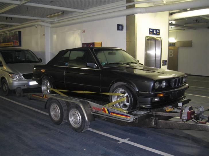 BMW E30 320 cabriolet - På vej hjem med "Bimse" fra Køln i Tyskland billede 1