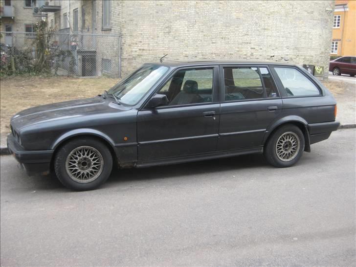 BMW E30 324 TD *BYTTET* billede 4