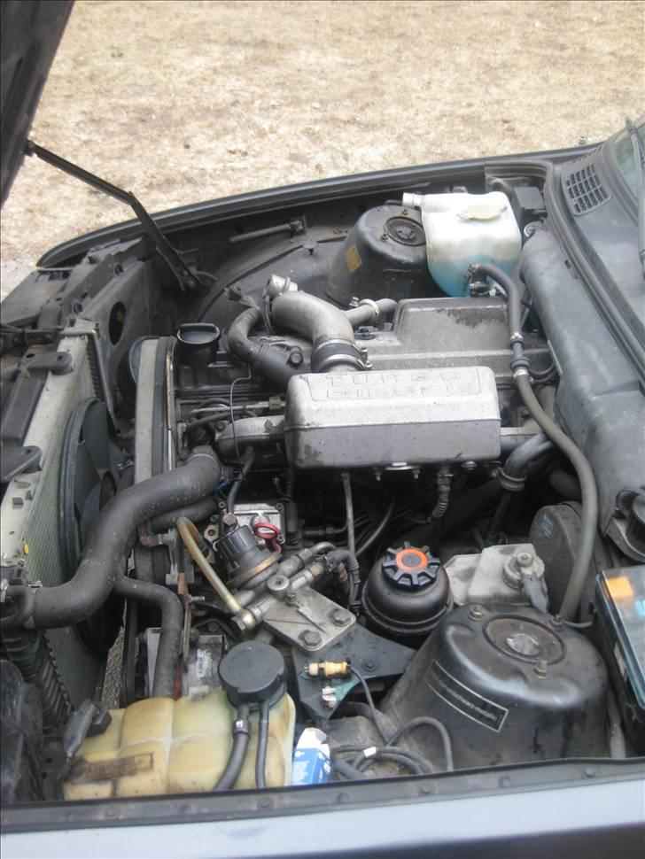 BMW E30 324 TD *BYTTET* billede 12