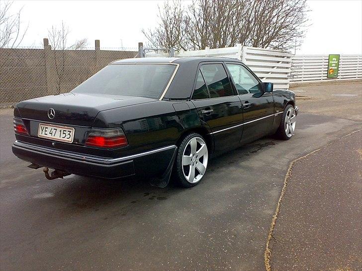 Mercedes Benz W124 300D Solgt - før sænkning :-D billede 12