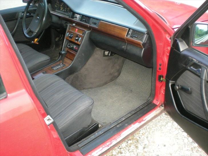 Mercedes Benz 124 300d billede 9