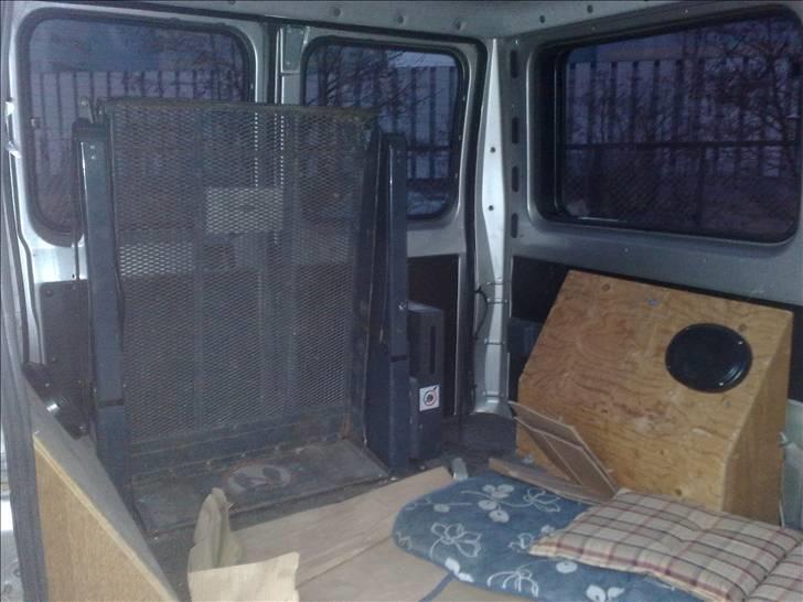 Fiat Ducato Combinato 14 - Bag i, roder lidt men man kan de se 6x9eren og spasserliften billede 11