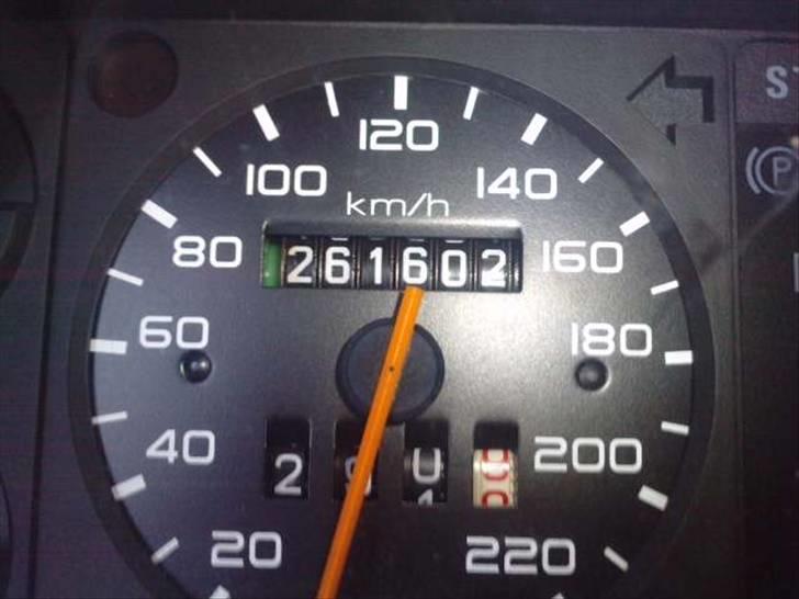 Peugeot 309 glx 1.4i (skrottet) billede 9