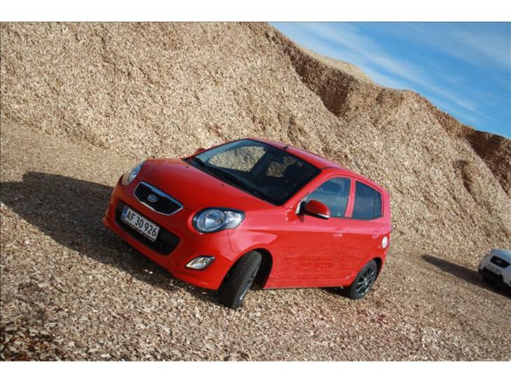 Kia Picanto Sport - Min lille bil :D  billede 1