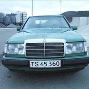 Mercedes Benz 124 300d