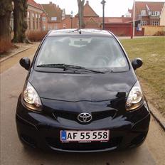 Toyota Aygo Plus Blackline