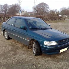 Ford Escort CLX MK5 - Udbrændt :'-(