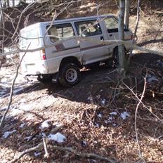 Mitsubishi L300 Shogun 4x4