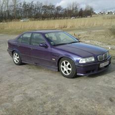 BMW 325i E36 (solgt)