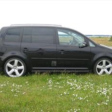 VW Touran 2.0 TDi DSG Van *Solgt 6/7-11*