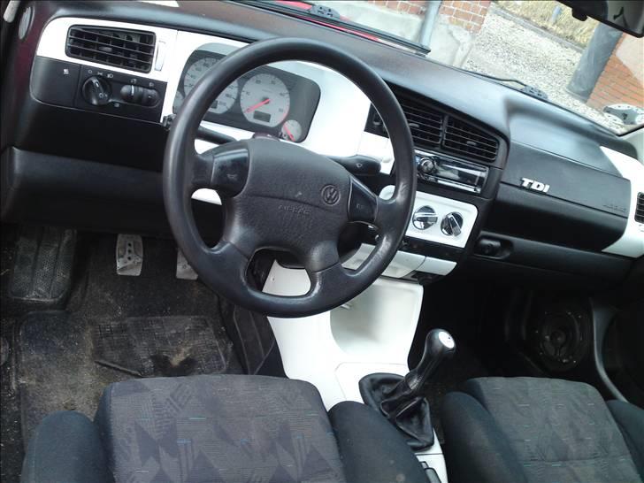 VW Golf 3 1,9 TDI *SOLGT* billede 6