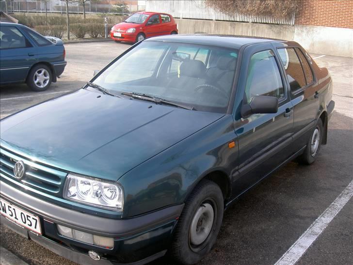 VW Vento 1.8 SOLGT billede 3