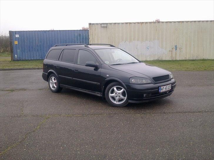 Opel Astra G st.car totalskadet billede 13