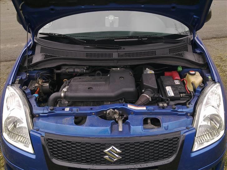 Suzuki swift 1,3ddis SOLGT billede 8