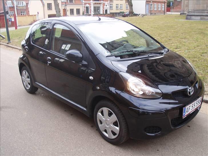 Toyota Aygo Plus Blackline billede 5