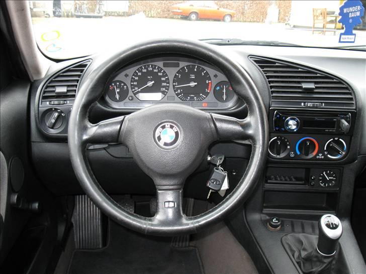 BMW E36 316  billede 11