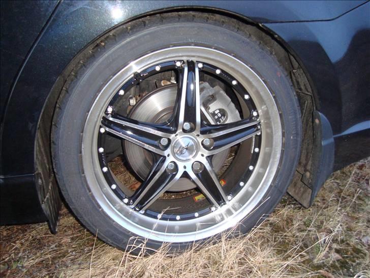 Toyota avensis -   235/40/18 solgt billede 10