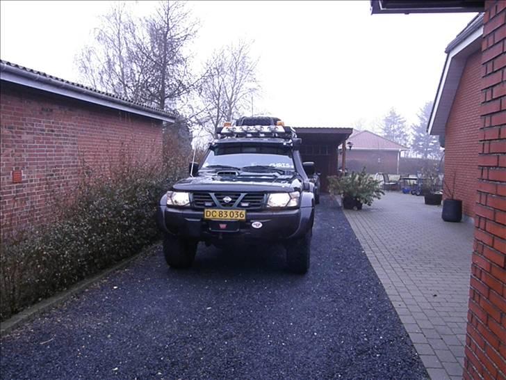 Nissan Patrol Y61 - Bilen efter skærmforøglse, billede 17