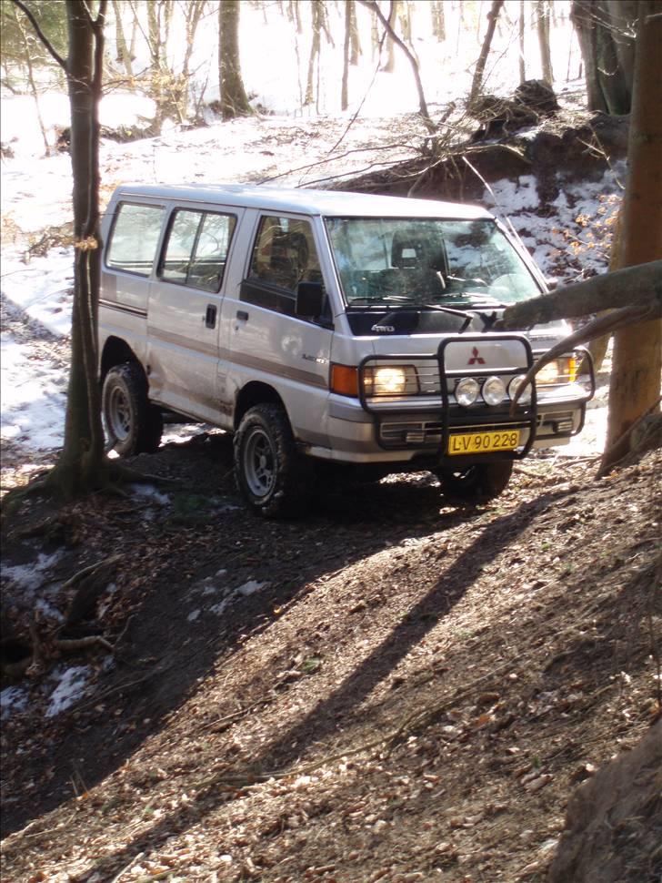 Mitsubishi L300 Shogun 4x4 billede 1