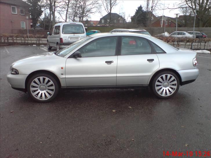 Audi A4   B5 20v **SOLGT** billede 7