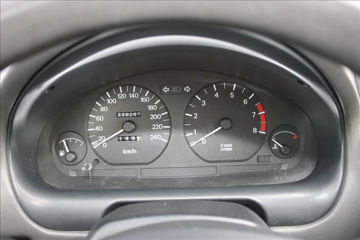 Mitsubishi Carisma (Solgt) billede 18