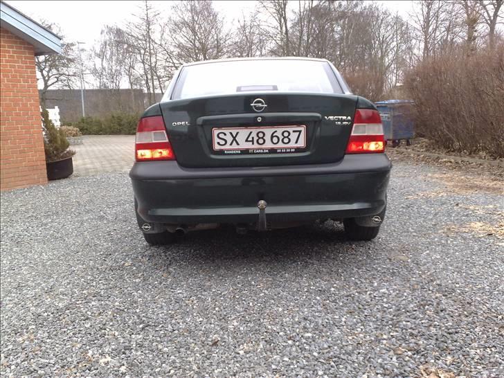 Opel vectra b totalskadet :( billede 7
