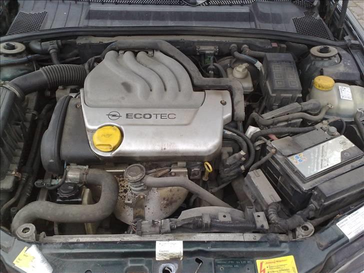 Opel vectra b totalskadet :( billede 8