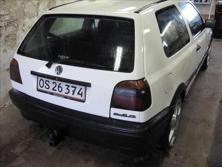 VW Golf 3 SOLGT! billede 2