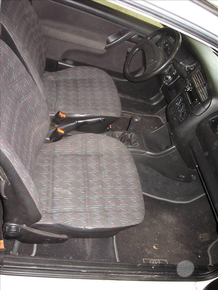 VW Golf 3 SOLGT! billede 6