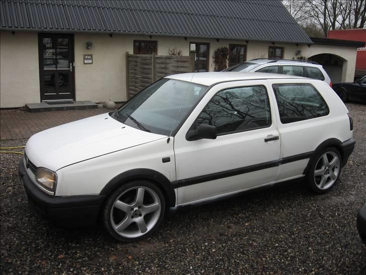 VW Golf 3 SOLGT! billede 10