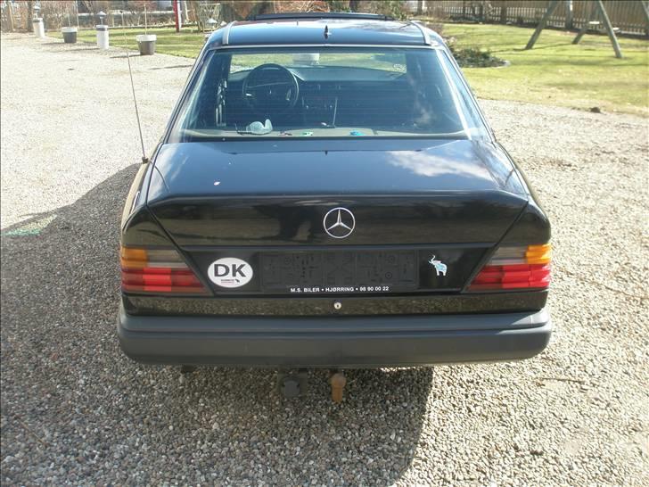 Mercedes Benz 250 D SOLGT billede 10