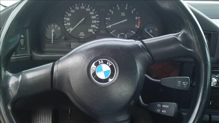 BMW E34 525i Byttet billede 15