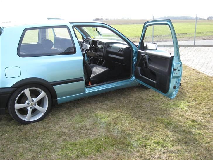 VW Golf 3 ... *SOLGT* ... billede 5
