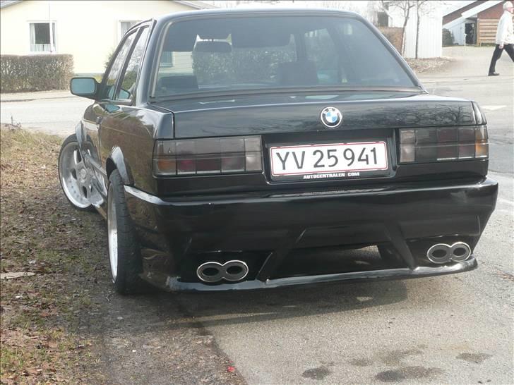 BMW 325i billede 6