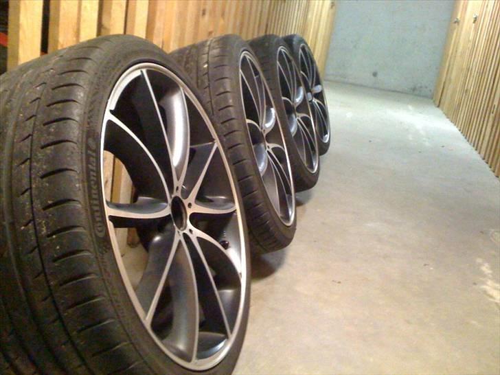 VW Golf 5 Tdi *solgt* - De nye 19" billede 13