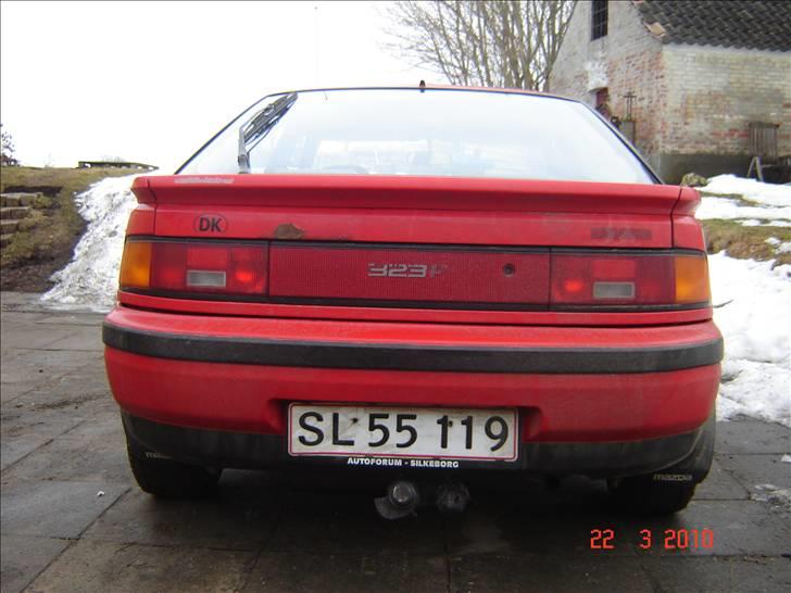 Mazda 323 billede 4