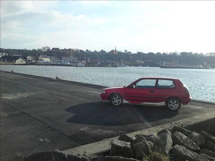 Toyota Corolla 1,3 ~SOLGT~ billede 2