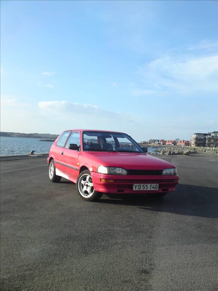 Toyota Corolla 1,3 ~SOLGT~ billede 6
