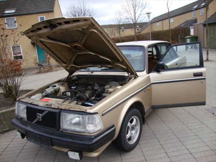 Volvo 240 billede 1