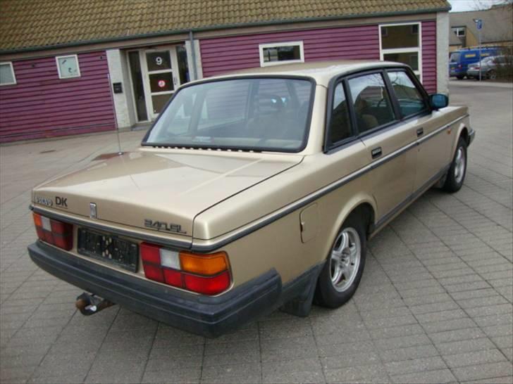 Volvo 240 billede 9