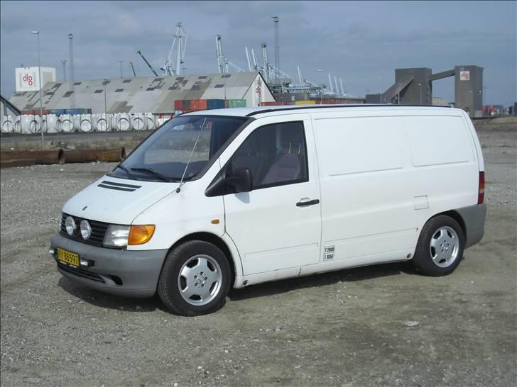 Mercedes Benz Vito 110D - Lidt nede på Jorden (Lowtech -35/-35) og med 2x Hella 1000FF 100Watt billede 17