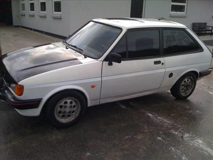 Ford Fiesta XR2 SOLGT billede 1