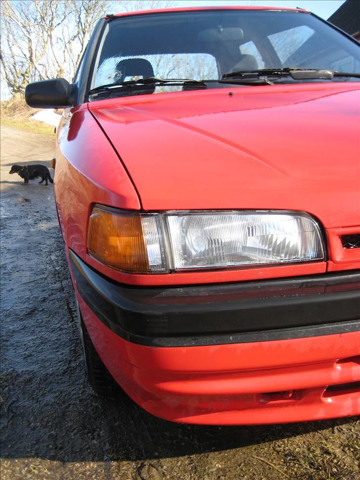 Mazda 323 Solgt  billede 4
